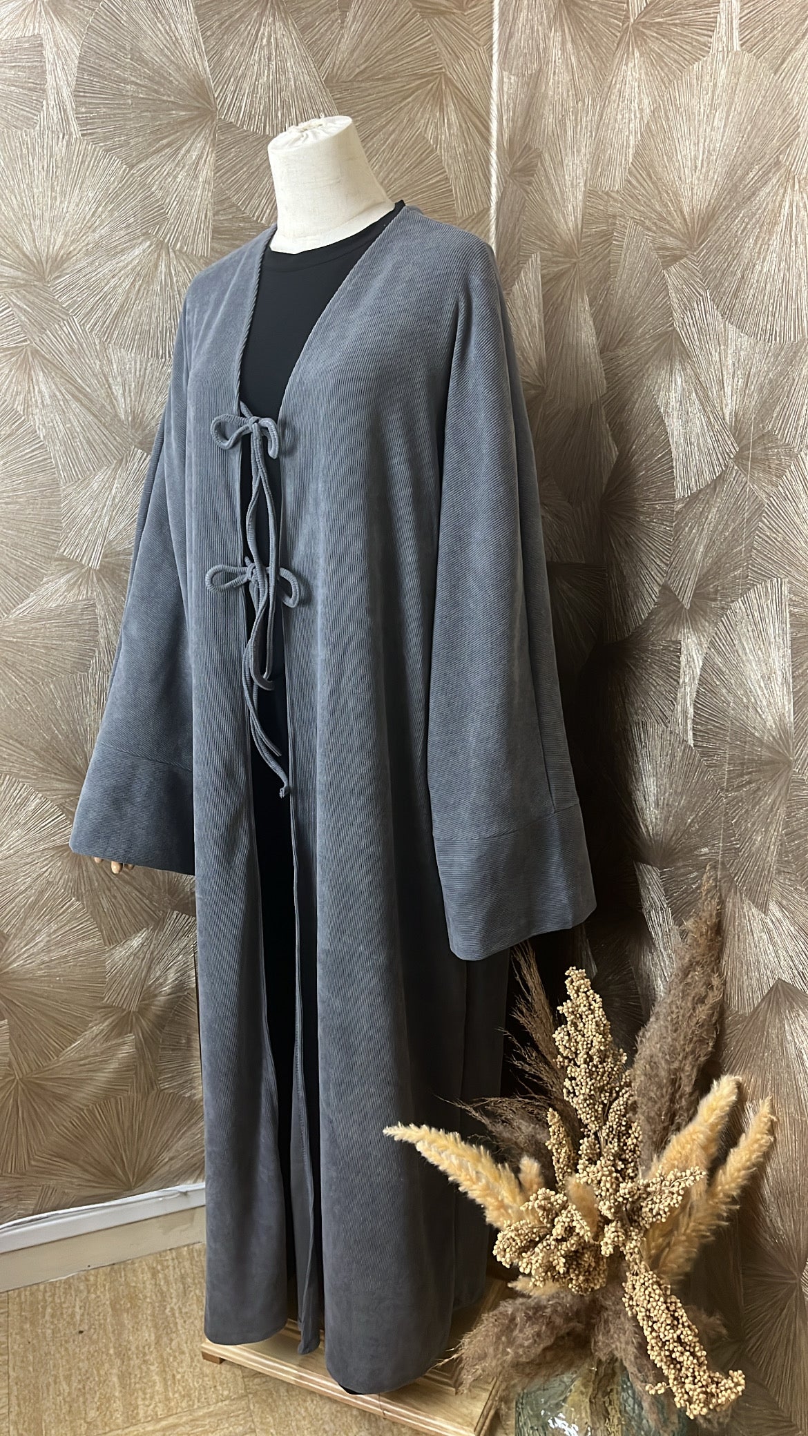 Kimono à nœuds gris
