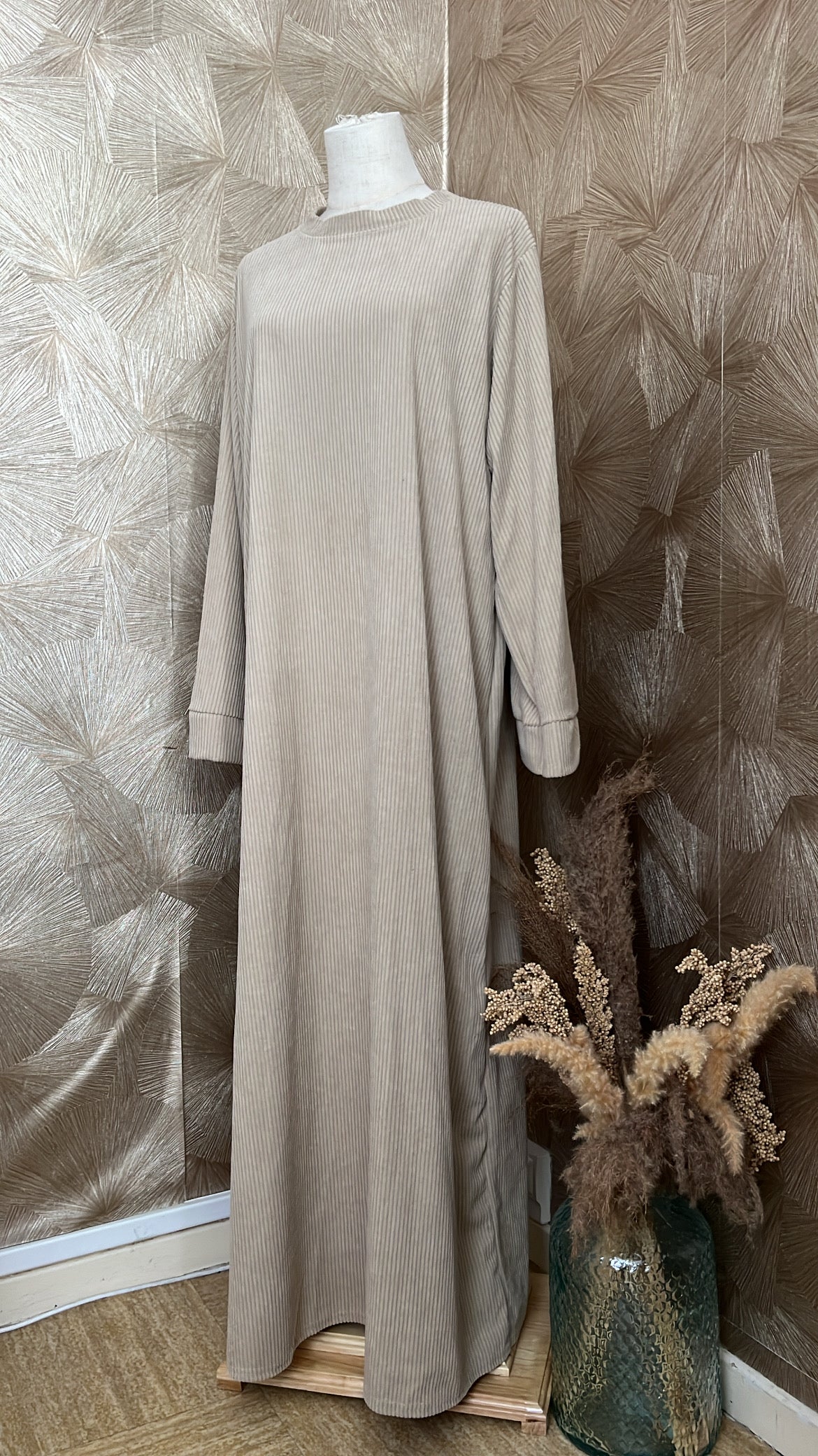 Robe Côtelée Manches Carrées